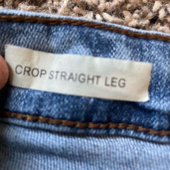 Kut From The Kloth Distressed Crop Straight leg Jeans, size 4 - Picture 6 of 8